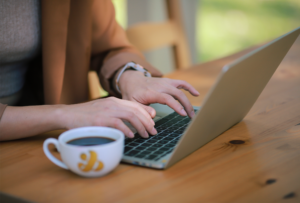 Donor Selection - Women Searching on Laptop Xytex Coffee Break